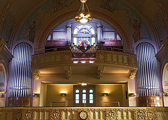 1920; 2002 Casavant Freres organ, Opus 869, at the Eglise des Saints-Anges-Gardiens, Lachine, Quebec, Canada