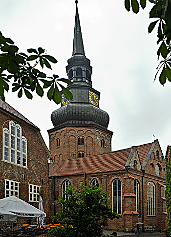 1679 Huss-Schnitger organ at St Cosmae et Damiani, Stade, Germany