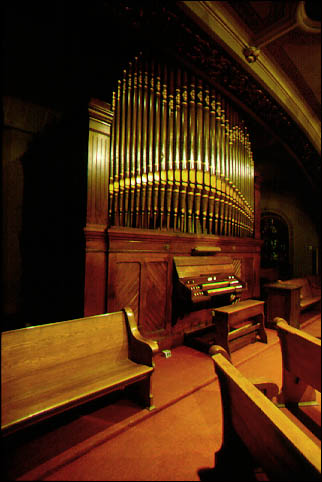 1898 Odell console